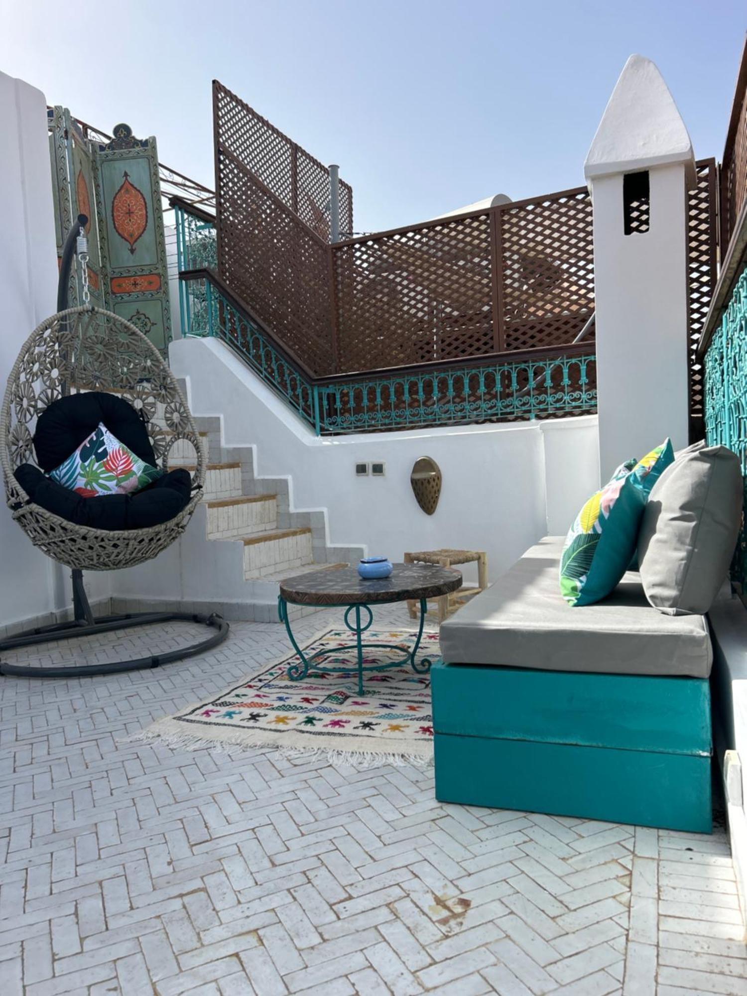 Riad Amazing Amazigh Avec Jacuzzi Petit Dejeuner Compris Avec Aussi Chambres Familiales Pres De La Place Jemaa El Fna มาร์ราเกช ภายนอก รูปภาพ