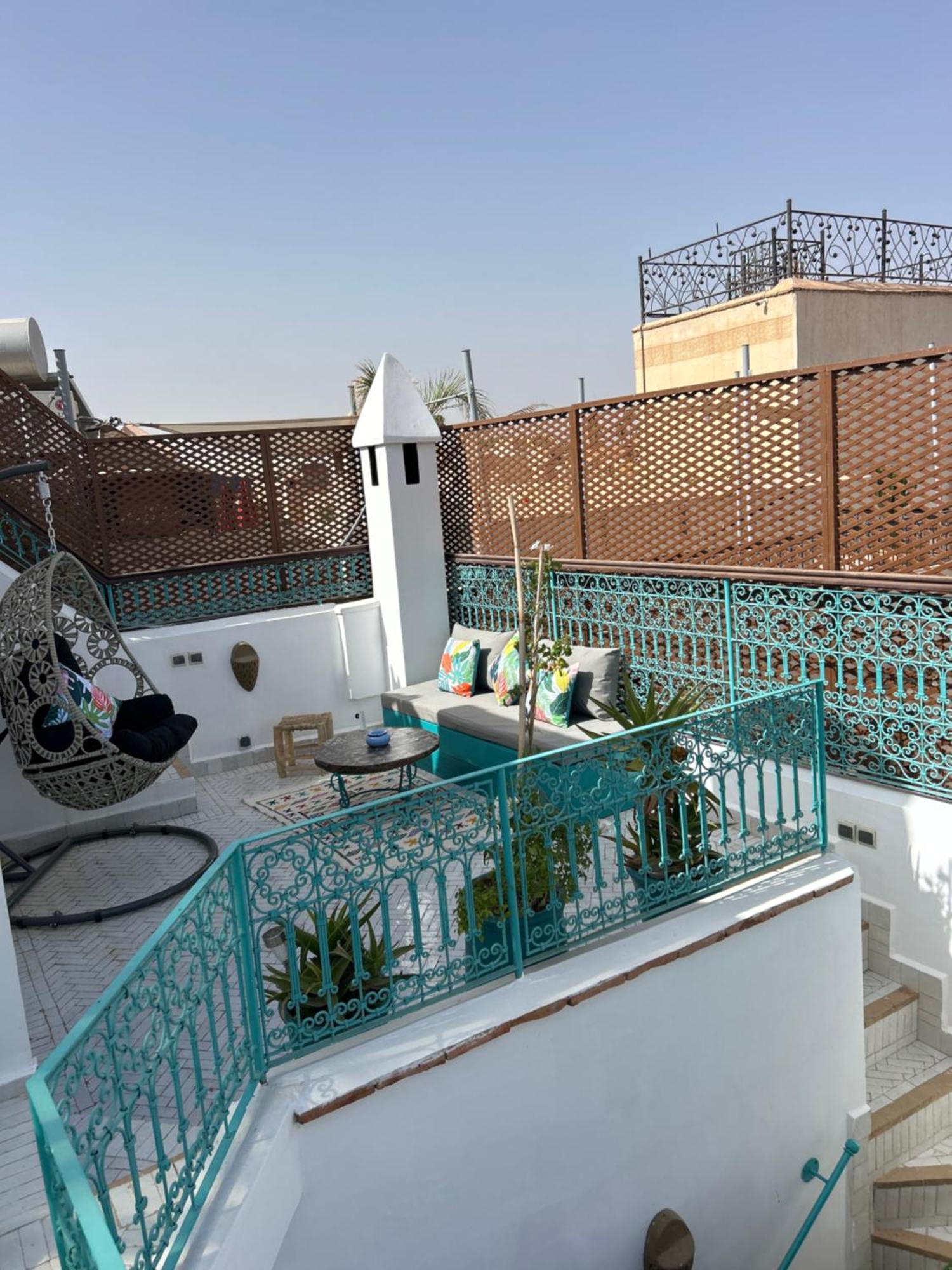Riad Amazing Amazigh Avec Jacuzzi Petit Dejeuner Compris Avec Aussi Chambres Familiales Pres De La Place Jemaa El Fna มาร์ราเกช ภายนอก รูปภาพ